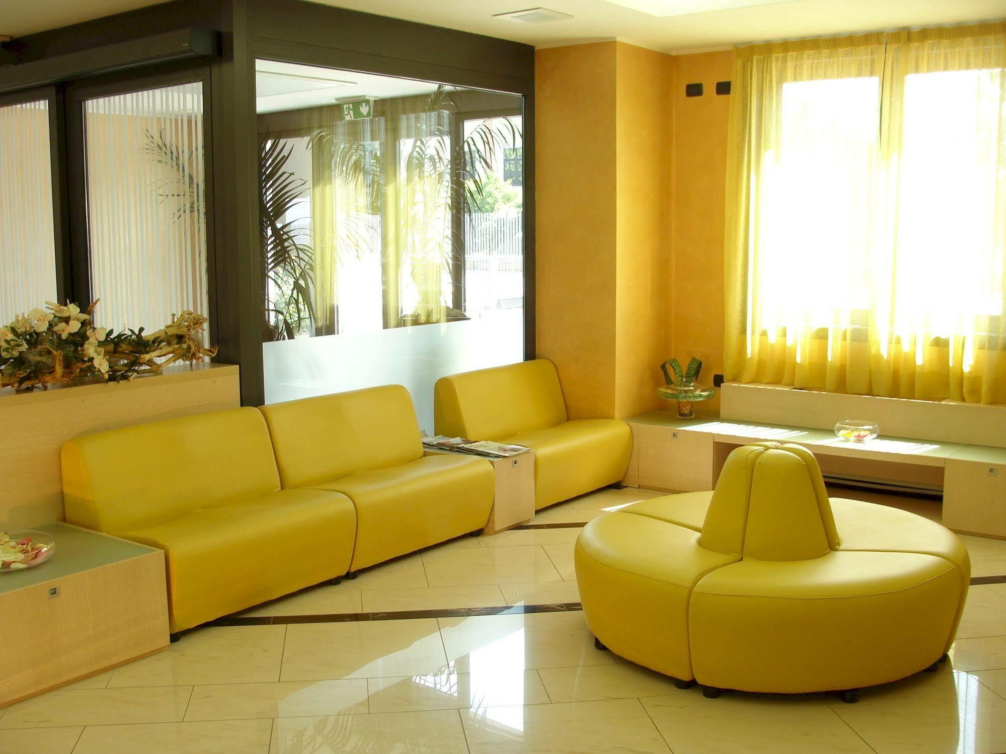 Groane Hotel Residence Cesano Maderno Exterior foto